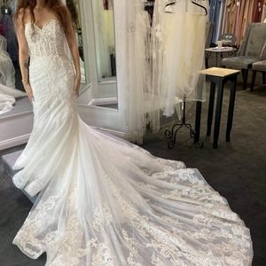 Allure wedding dress